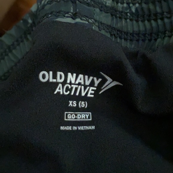 Old navy kids active shorts - Picture 3 of 3